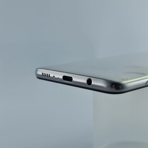 Смартфон Samsung Galaxy A51 128 GB White USED **