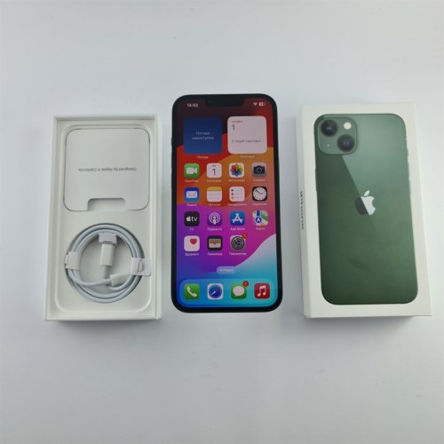 Смартфон Apple iPhone 13 128 GB Green USED **