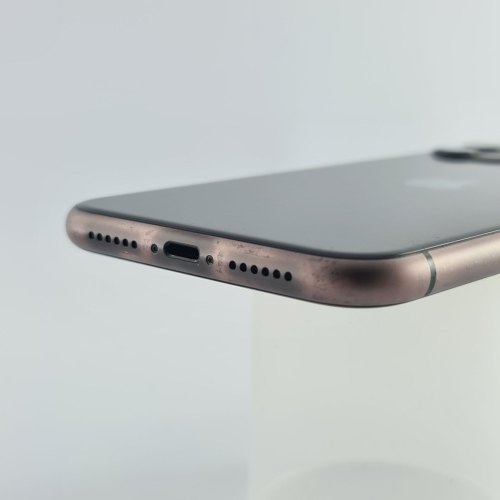 Смартфон Apple iPhone 11 64 GB Black USED **