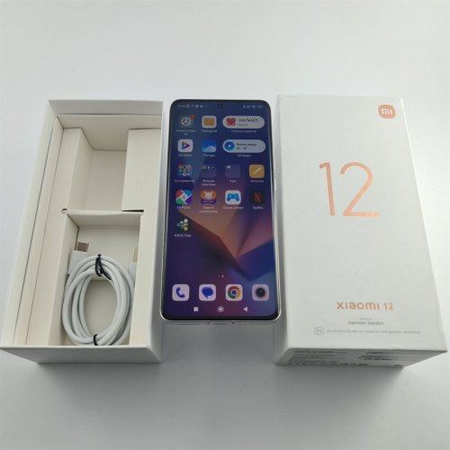 Смартфон Xiaomi 12 256 GB Pink USED **