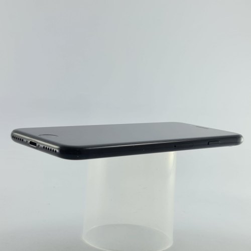Смартфон Apple iPhone 7 256 GB Jet Black USED **