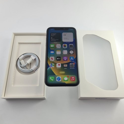 Смартфон Apple iPhone 11 64 GB Black USED **