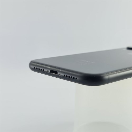 Смартфон Apple iPhone Xr 128 GB Black USED **