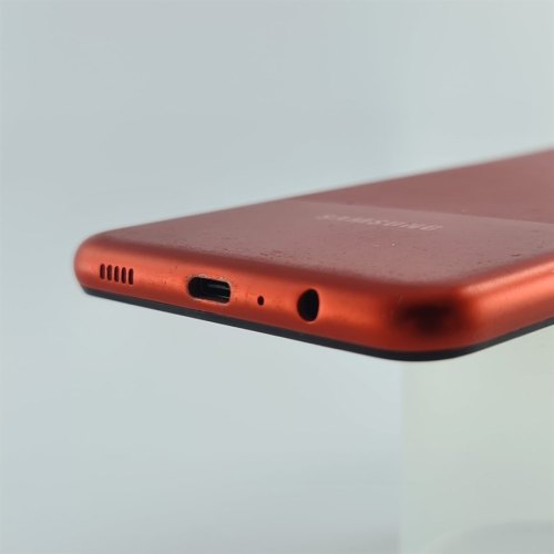 Смартфон Samsung Galaxy A12 64 GB Red USED **