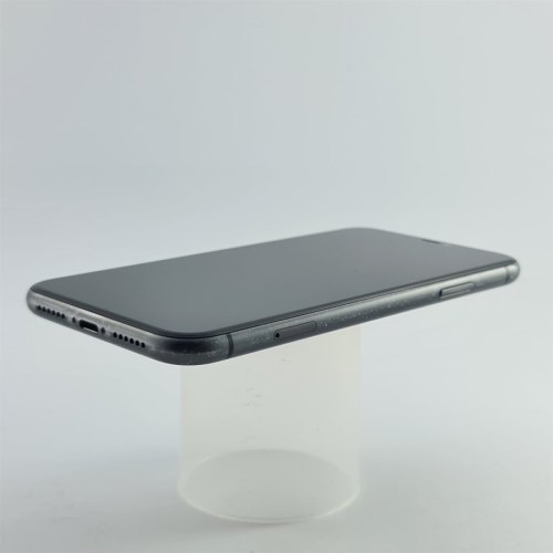 Смартфон Apple iPhone 11 64 GB Black USED **
