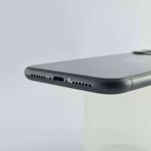 Смартфон Apple iPhone 11 128 GB Black USED **