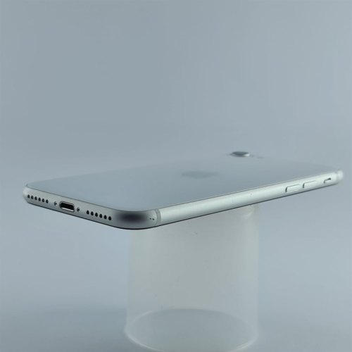 Смартфон Apple iPhone SE Gen.2 64 GB White USED **