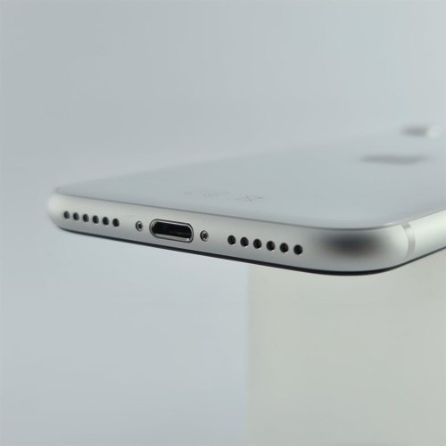 Смартфон Apple iPhone SE Gen.2 64 GB White USED **