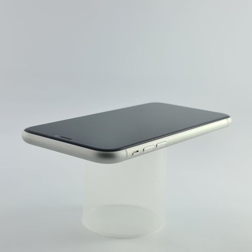 Смартфон Apple iPhone Xr 64 GB White USED **