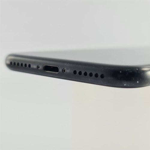 Смартфон Apple iPhone SE Gen.2 64 GB Black USED **