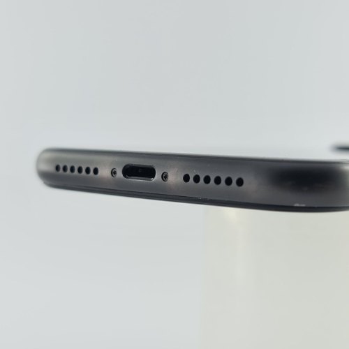 Смартфон Apple iPhone 11 128 GB Black USED **