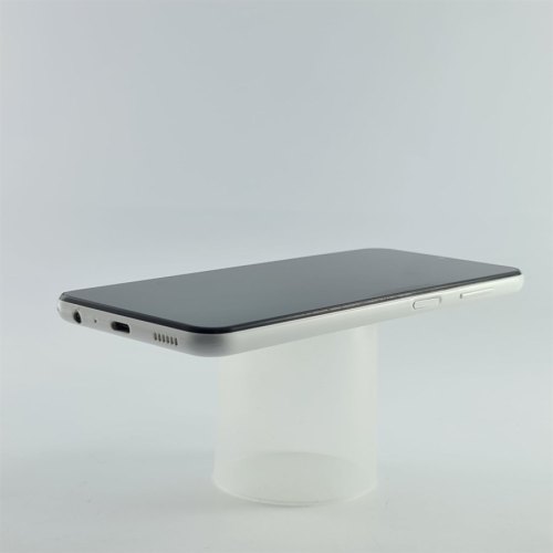 Смартфон Samsung Galaxy A13 64 GB White USED **