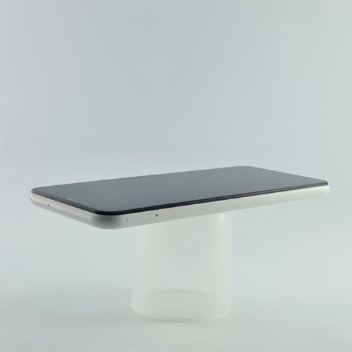 Смартфон Samsung Galaxy A13 64 GB White USED **