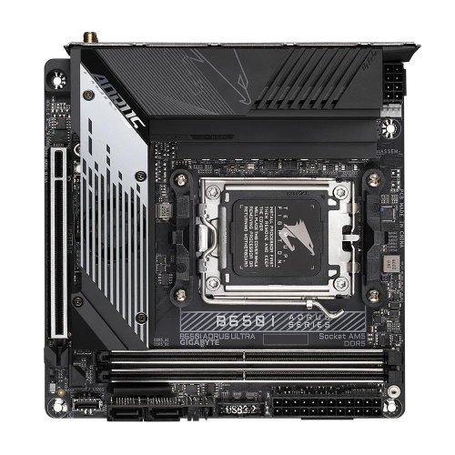 Материнська плата GIGABYTE sAM5 AMD B650 HDMI/DP 3xM.2  2.5(B650I AORUS ULTRA)