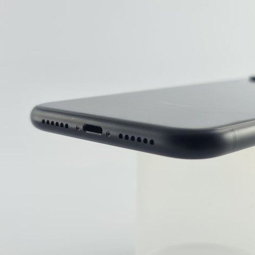 Смартфон Apple iPhone Xr 128 GB Black USED **