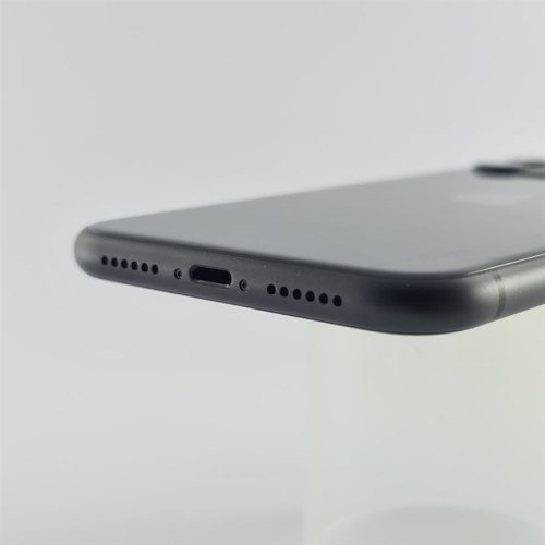 Смартфон Apple iPhone 11 128 GB Black USED **