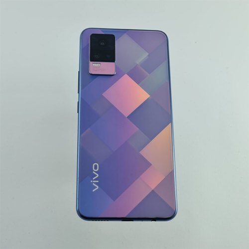 Смартфон Vivo V21E 128 GB Diamond Flare USED **