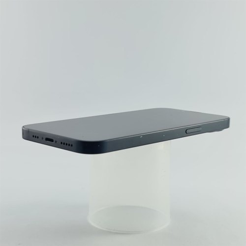 Смартфон Apple iPhone 13 256 GB Midnight USED **