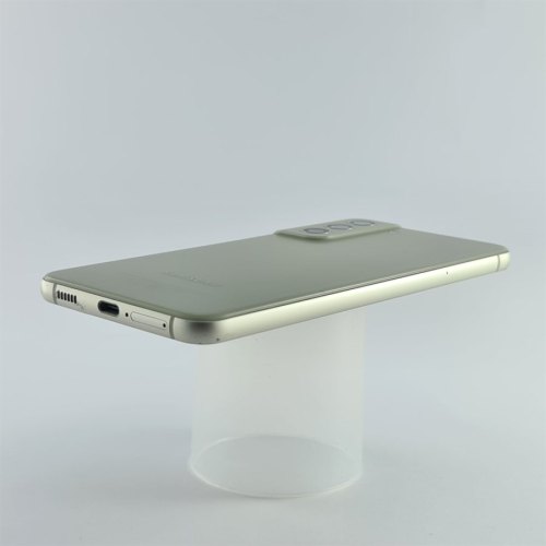 Смартфон Samsung Galaxy S21 FE 5G 256 GB Olive USED **