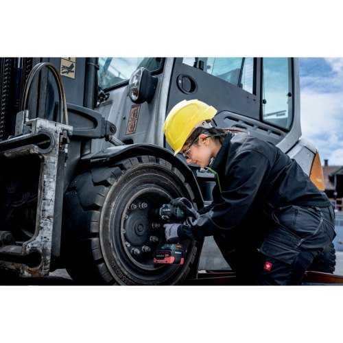 Гайковерт ударний Metabo SSSW 18 LTX 800 BL, акумуляторний, 18В, 1200Нм, М24, 0-2575об/хв, 1.95кг, без АКБ та ЗП