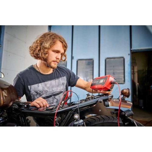 Зарядний пристрій Einhell CE-BC 5 M, 12В, 3-120Аг, макс 5А, LiFePO4