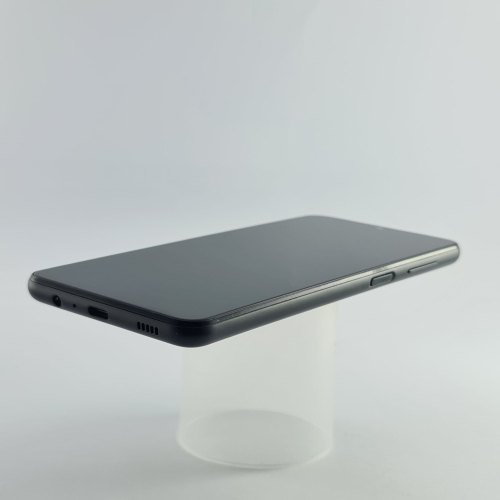 Смартфон Samsung Galaxy A12 32 GB Black USED **