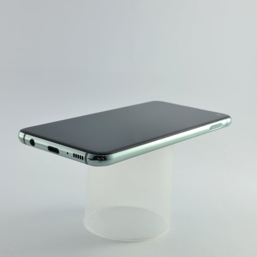 Смартфон Samsung Galaxy S10e 128 GB Green USED **