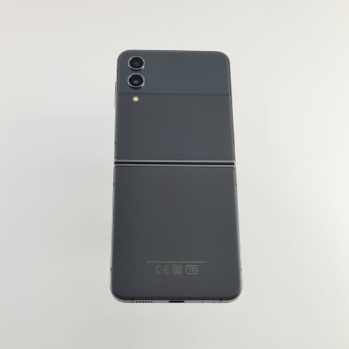 Смартфон Samsung Galaxy Z Flip 4 128 GB Graphite USED **