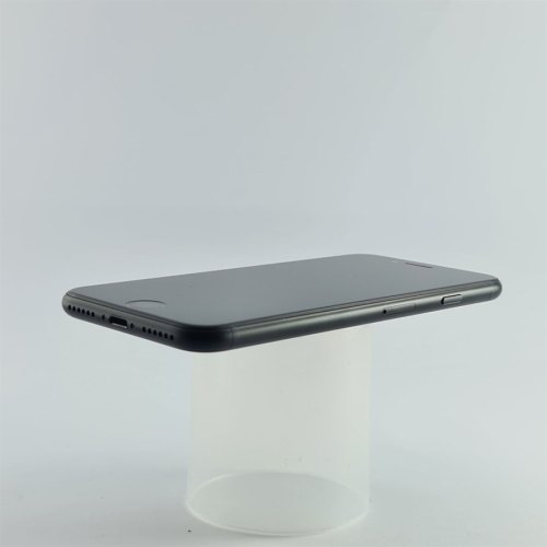 Смартфон Apple iPhone SE Gen.2 128 GB Black USED **