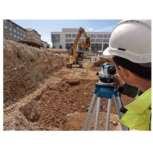 Нівелір оптичний Bosch GOL 26 D, до 100м, ±1.6мм/30м, зум х26, 1.5кг