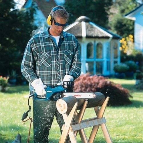 Пила ланцюгова Makita UC3041A, 30см, 1800Вт, 4.6кг