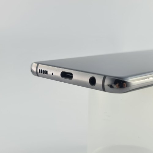 Смартфон Samsung Galaxy S10 128 GB Black USED **