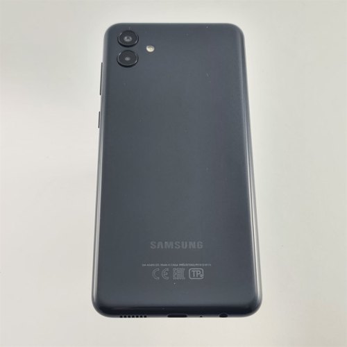 Смартфон Samsung Galaxy A04 64 GB Black USED **