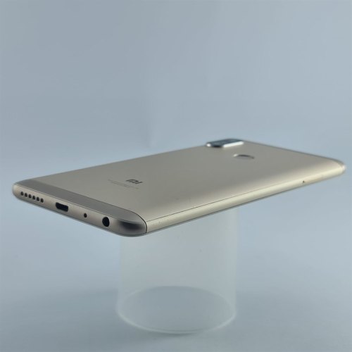 Смартфон Xiaomi Redmi Note 5 64 GB Gold USED **