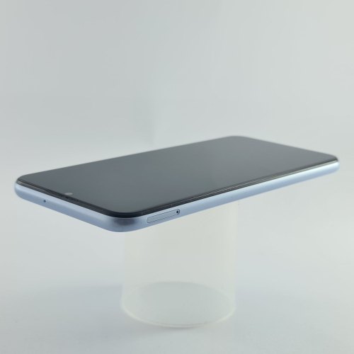 Смартфон Samsung Galaxy A04e 32 GB Light Blue USED **