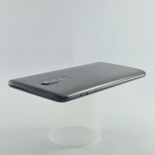 Смартфон OnePlus 6 64 GB Midnight Black USED **