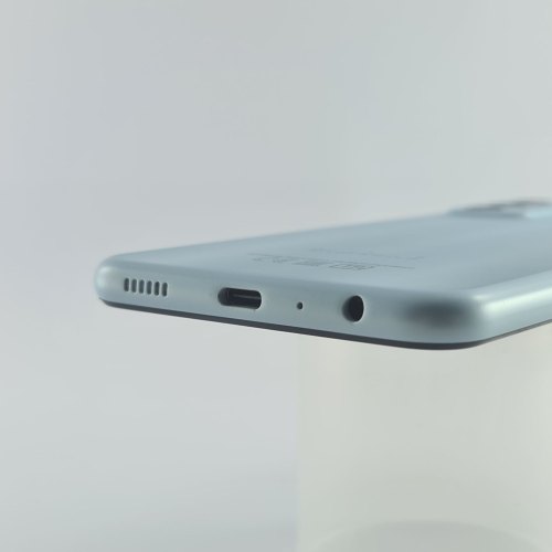 Смартфон Samsung Galaxy M13 64 GB Blue USED **