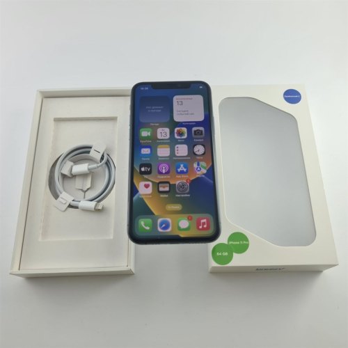 Смартфон Apple iPhone 11 Pro 64 GB Midnight Green USED **