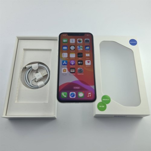 Смартфон Apple iPhone X 64 GB Silver USED **