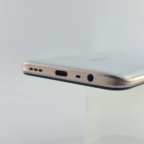 Смартфон Oppo A5 64 GB Dazzling White USED **