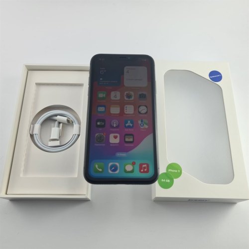 Смартфон Apple iPhone 11 64 GB Black USED **