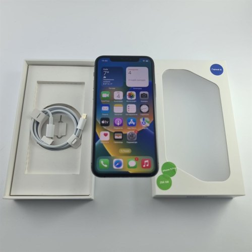 Смартфон Apple iPhone 11 Pro 256 GB Space Gray USED **