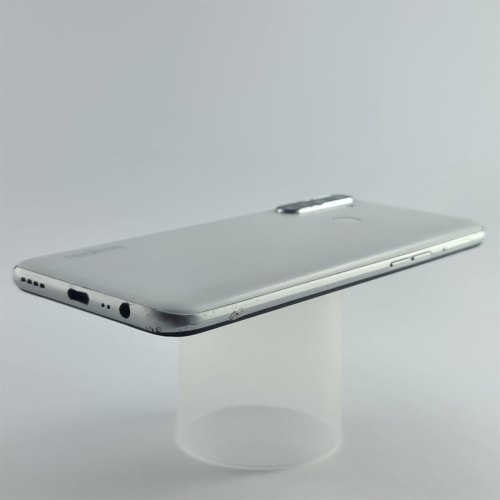 Смартфон Realme6i 64 GB White USED **