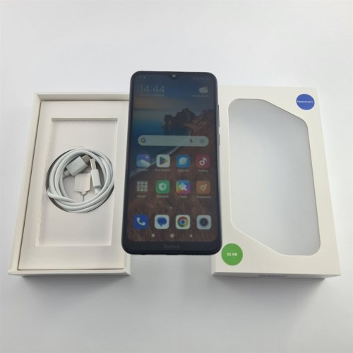 Смартфон Xiaomi Redmi 8A 32 GB Midnight Black USED **