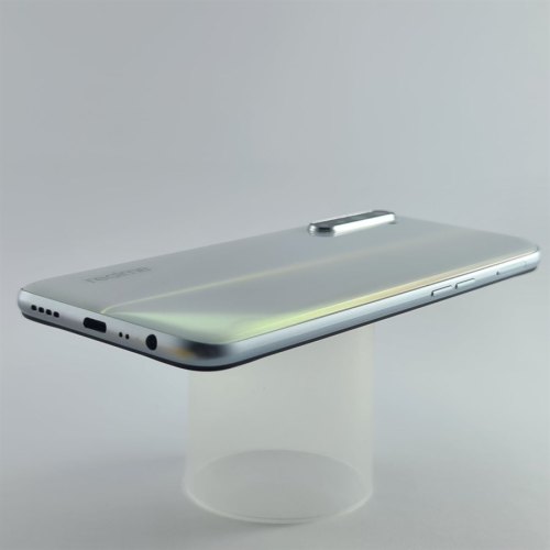 Смартфон Realme6 128 GB White USED **