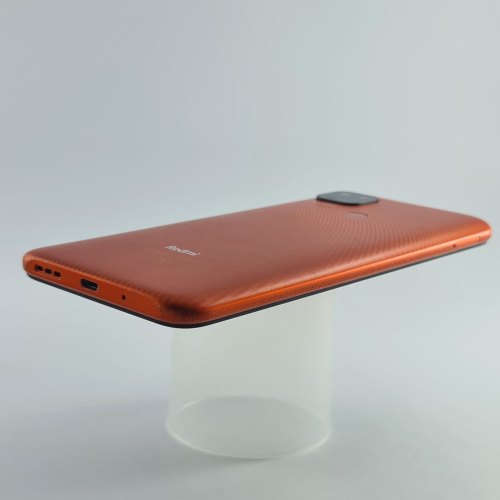 Смартфон Xiaomi Redmi 9C 64 GB Sunrise Orange USED **
