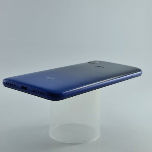 Смартфон Xiaomi Redmi 7 64 GB Comet Blue USED **