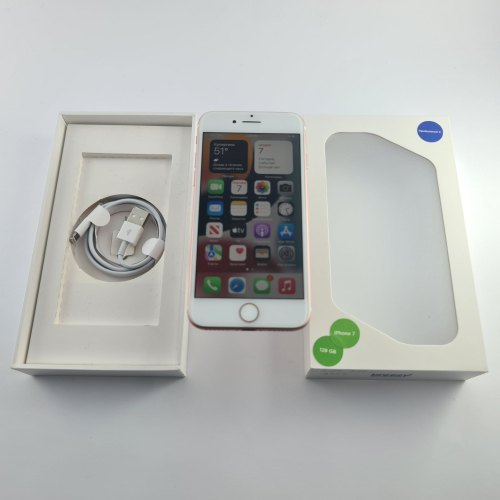 Смартфон Apple iPhone 7 128 GB Rose Gold USED **