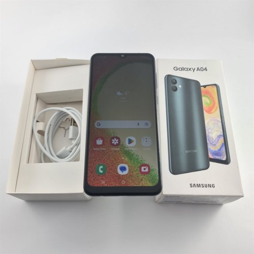 Смартфон Samsung Galaxy A04 64 GB Green USED **