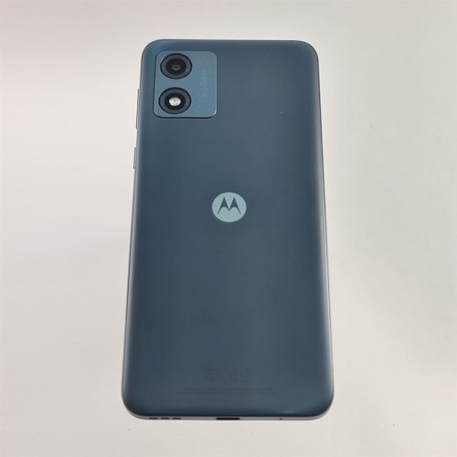 Смартфон MOTOROLA Moto E13 64 GB Aurora Green USED **